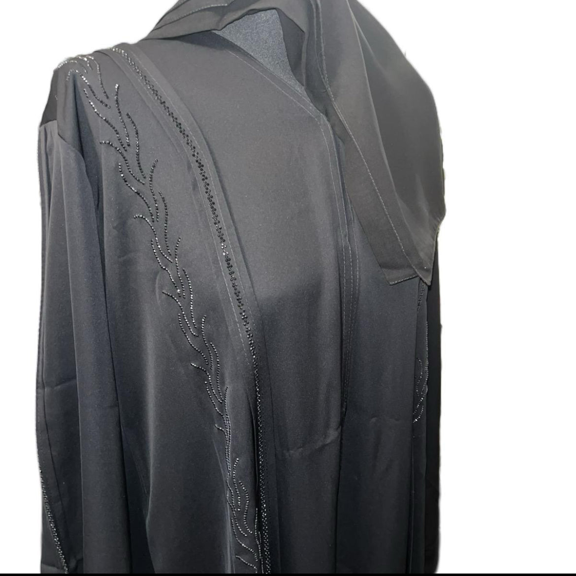 CLASSY BLACK BUTTON ABAYA