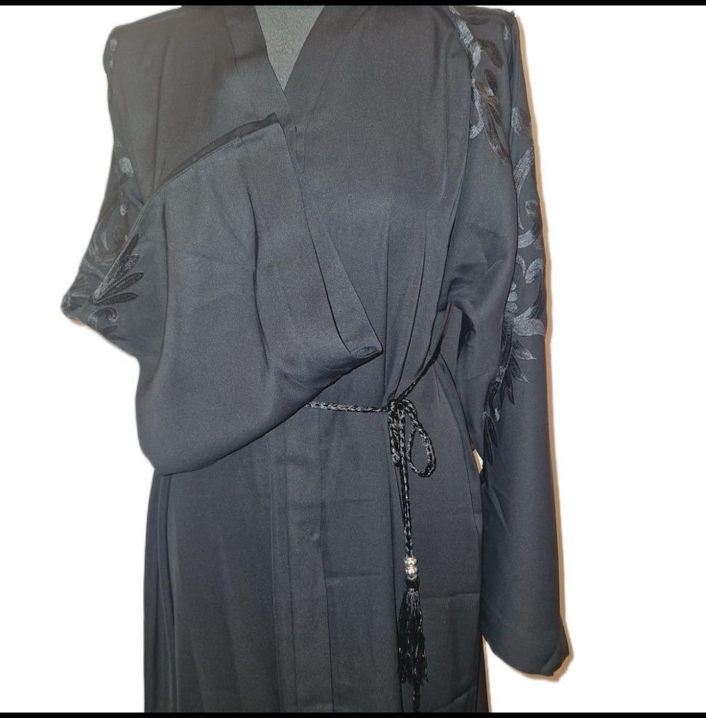 BLACK BEAUTY ABAYA